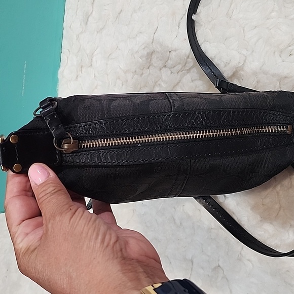 Coach Y2K Signature Mini Crossbody Swingpack Black Jacquard Bag - Picture 10 of 17